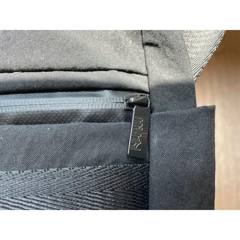 Manhattan Portage item details